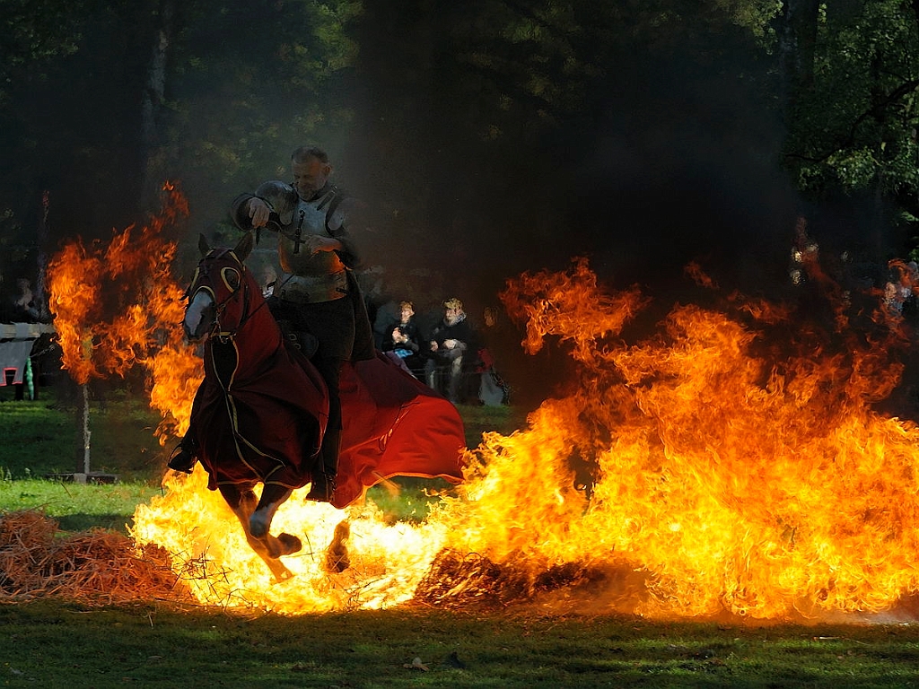 11_06_18_do_420_hooves2