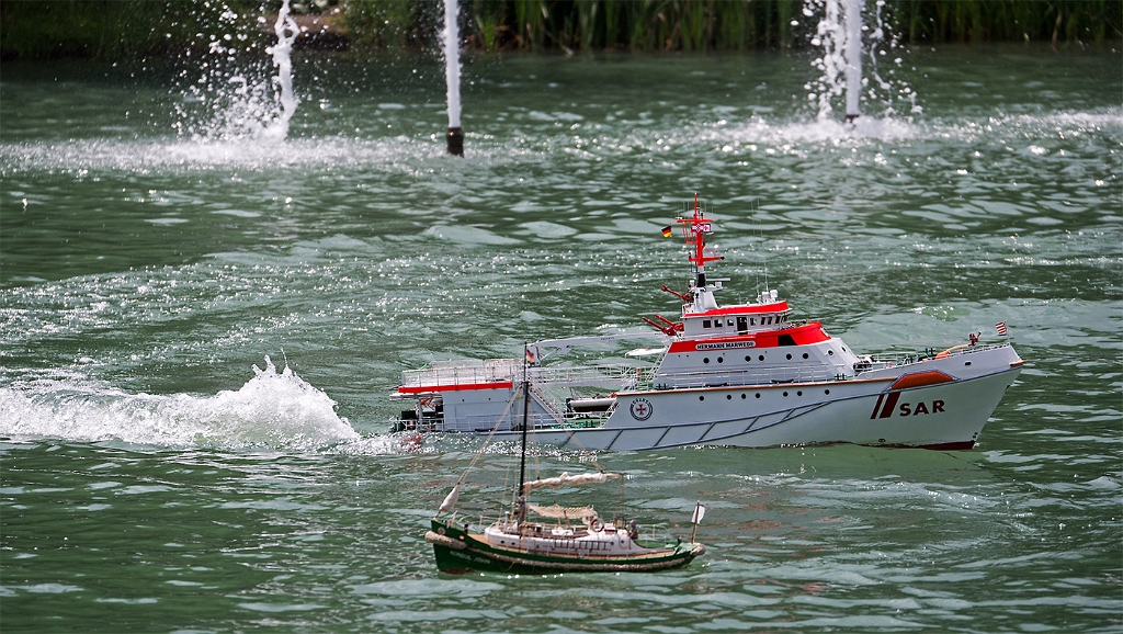 15_1406_Modelle_O_315